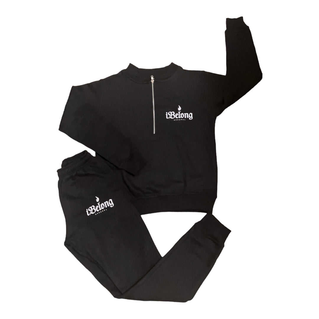 Black/White Women’s Sweatsuit