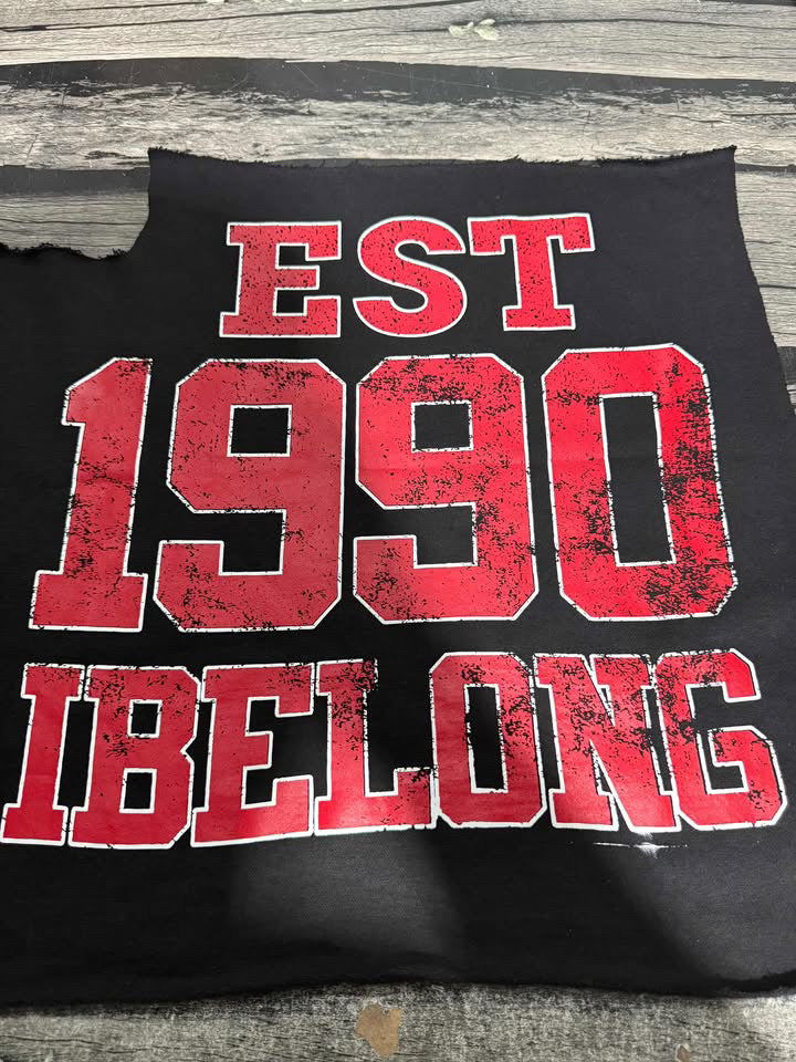 iBelong “Vintage 1990” Crewneck