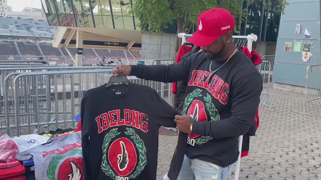 iBelong “Vintage 1990” Crewneck